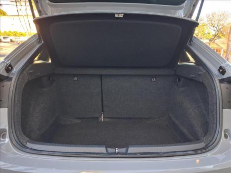 VOLKSWAGEN Nivus 1.0 4P FLEX 200 TSI HIGHLINE TURBO AUTOM�TICO, Foto 15