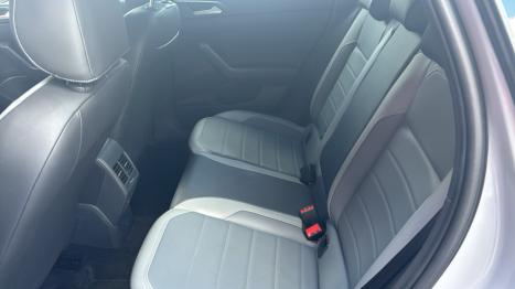 VOLKSWAGEN Nivus 1.0 4P FLEX 200 TSI HIGHLINE TURBO AUTOMÁTICO, Foto 11
