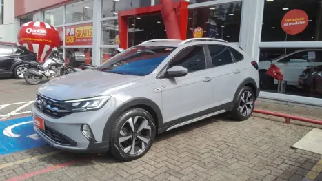 VOLKSWAGEN Nivus 1.0 4P FLEX 200 TSI HIGHLINE TURBO AUTOM�TICO, Foto 11