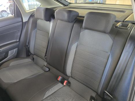 VOLKSWAGEN Nivus 1.0 4P FLEX 200 TSI COMFORTLINE TURBO AUTOM�TICO, Foto 15
