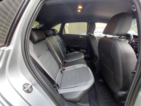 VOLKSWAGEN Nivus 1.0 4P FLEX 200 TSI HIGHLINE TURBO AUTOM�TICO, Foto 17