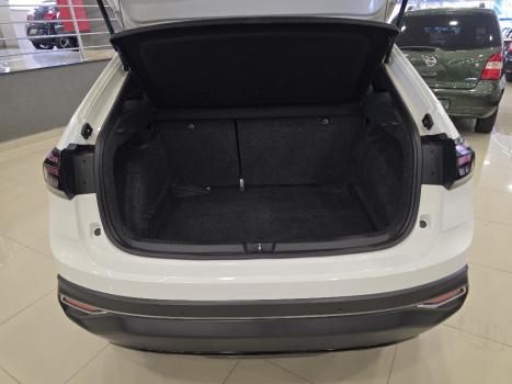 VOLKSWAGEN Nivus 1.0 4P FLEX 200 TSI HIGHLINE TURBO AUTOM�TICO, Foto 17