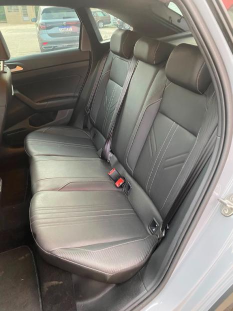 VOLKSWAGEN Nivus 1.0 4P FLEX 200 TSI HIGHLINE TURBO AUTOM�TICO, Foto 9