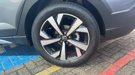 VOLKSWAGEN Nivus 1.0 4P FLEX 200 TSI HIGHLINE TURBO AUTOMÁTICO, Foto 14