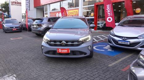 VOLKSWAGEN Nivus 1.0 4P FLEX 200 TSI HIGHLINE TURBO AUTOMÁTICO, Foto 2
