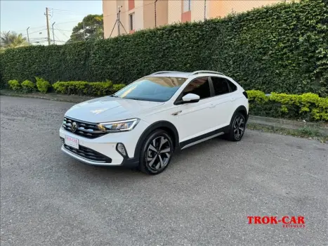 VOLKSWAGEN Nivus 1.0 4P FLEX 200 TSI HIGHLINE TURBO AUTOMÁTICO, Foto 2