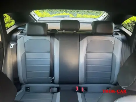 VOLKSWAGEN Nivus 1.0 4P FLEX 200 TSI HIGHLINE TURBO AUTOMÁTICO, Foto 9