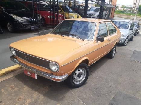 VOLKSWAGEN Passat 1.6 LS, Foto 1