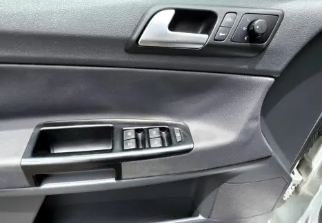 VOLKSWAGEN Polo Hatch 1.6 4P SPORTLINE FLEX, Foto 14