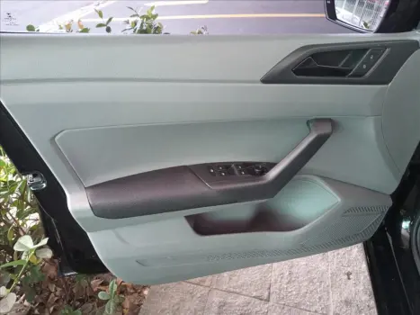 VOLKSWAGEN Polo Hatch 1.0 12V 4P MPI FLEX, Foto 12