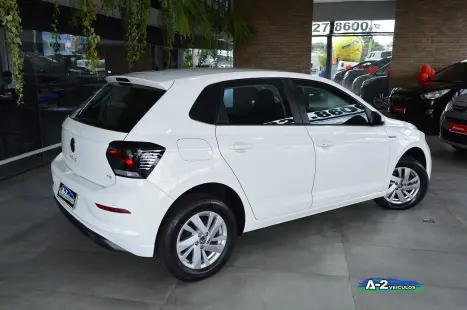 VOLKSWAGEN Polo Hatch 1.0 4P 170 TSI COMFORTLINE AUTOM�TICO, Foto 8