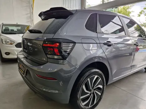 VOLKSWAGEN Polo Hatch 1.0 12V 4P 200 TSI HIGHLINE AUTOM�TICO, Foto 19