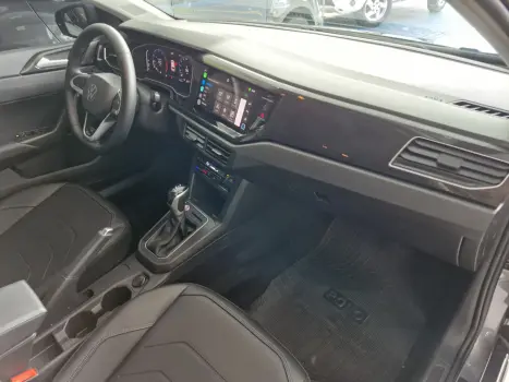 VOLKSWAGEN Polo Hatch 1.0 12V 4P 200 TSI HIGHLINE AUTOM�TICO, Foto 4