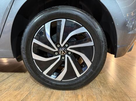 VOLKSWAGEN Polo Hatch 1.0 12V 4P 200 TSI HIGHLINE AUTOM�TICO, Foto 11
