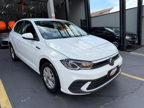 VOLKSWAGEN Polo Hatch 1.0 12V 4P 200 TSI  COMFORTLINE AUTOM�TICO, Foto 2