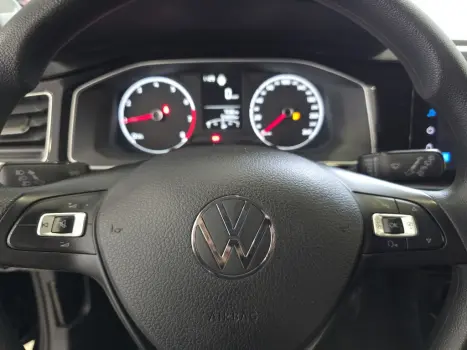 VOLKSWAGEN Polo Hatch 1.0 12V 4P MPI TRACK 1st EDITION, Foto 11