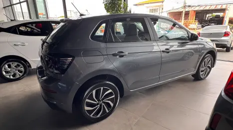 VOLKSWAGEN Polo Hatch 1.0 4P 170 TSI HIGHLINE AUTOM�TICO, Foto 6