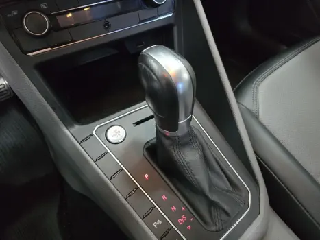 VOLKSWAGEN Polo Hatch 1.0 12V 4P 200 TSI HIGHLINE AUTOM�TICO, Foto 10