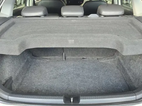 VOLKSWAGEN Polo Hatch 1.0 12V 4P 200 TSI HIGHLINE AUTOM�TICO, Foto 18