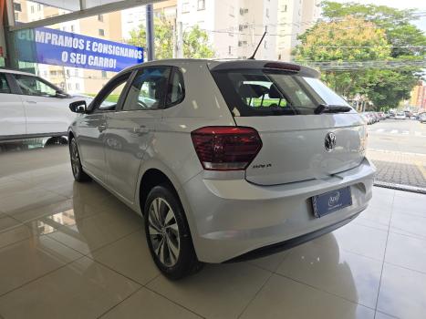 VOLKSWAGEN Polo Hatch 1.0 12V 4P 200 TSI  COMFORTLINE AUTOM�TICO, Foto 4