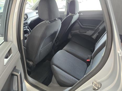 VOLKSWAGEN Polo Hatch 1.0 12V 4P 200 TSI  COMFORTLINE AUTOM�TICO, Foto 14