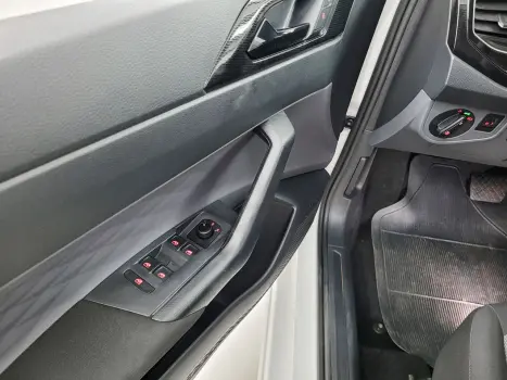 VOLKSWAGEN Polo Hatch 1.0 4P 170 TSI COMFORTLINE AUTOM�TICO, Foto 12