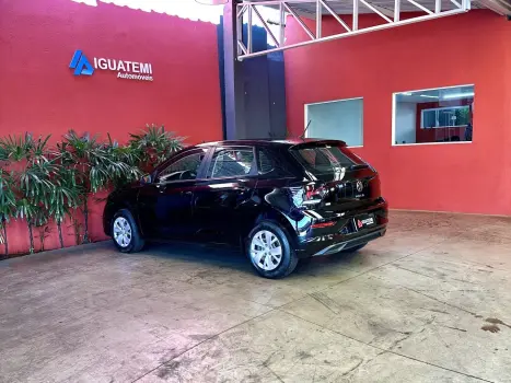 VOLKSWAGEN Polo Hatch 1.0 4P 170 TSI COMFORTLINE AUTOM�TICO, Foto 8