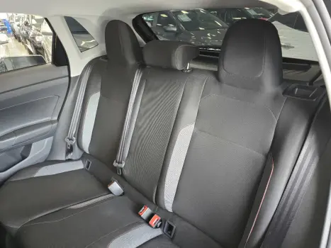 VOLKSWAGEN Polo Hatch 1.0 12V 4P MPI TRACK 1st EDITION, Foto 16