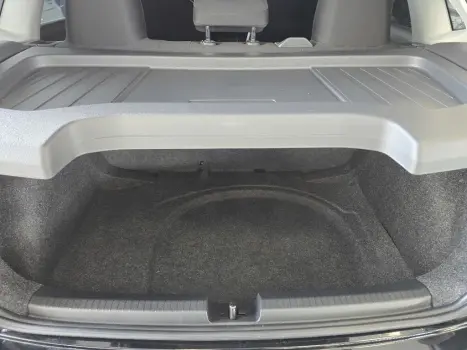 VOLKSWAGEN Polo Hatch 1.0 12V 4P MPI TRACK 1st EDITION, Foto 17