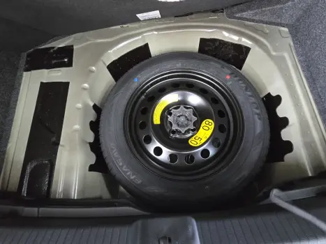 VOLKSWAGEN Polo Hatch 1.0 12V 4P MPI TRACK 1st EDITION, Foto 18