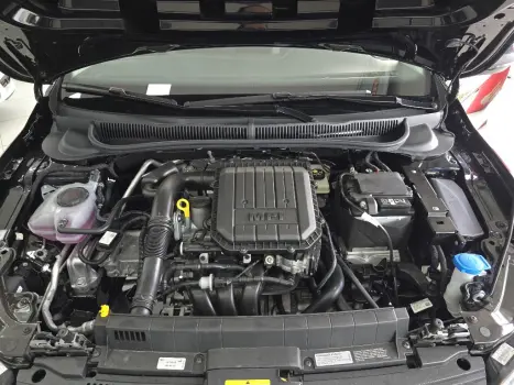 VOLKSWAGEN Polo Hatch 1.0 12V 4P MPI TRACK 1st EDITION, Foto 19