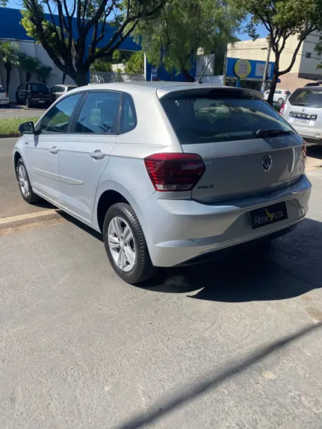 VOLKSWAGEN Polo Hatch 1.6 4P MSI FLEX, Foto 9