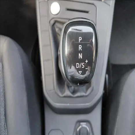 VOLKSWAGEN Polo Hatch 1.0 4P 170 TSI COMFORTLINE AUTOM�TICO, Foto 13