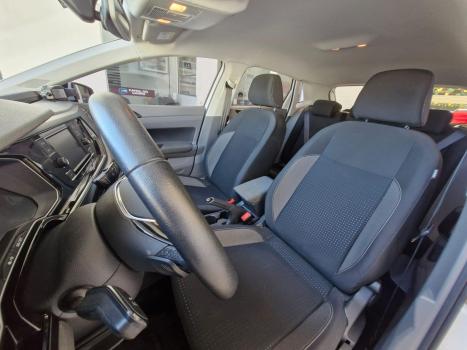 VOLKSWAGEN Polo Hatch 1.0 12V 4P 200 TSI  COMFORTLINE AUTOM�TICO, Foto 11