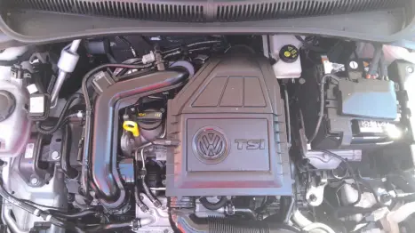 VOLKSWAGEN Polo Hatch 1.0 12V 4P 200 TSI  COMFORTLINE AUTOM�TICO, Foto 11