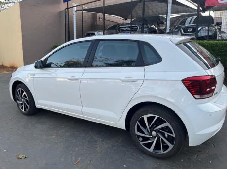 VOLKSWAGEN Polo Hatch 1.0 12V 4P 200 TSI HIGHLINE AUTOM�TICO, Foto 6