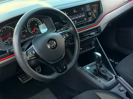 VOLKSWAGEN Polo Hatch 1.0 12V 4P 200 TSI  COMFORTLINE AUTOM�TICO, Foto 9