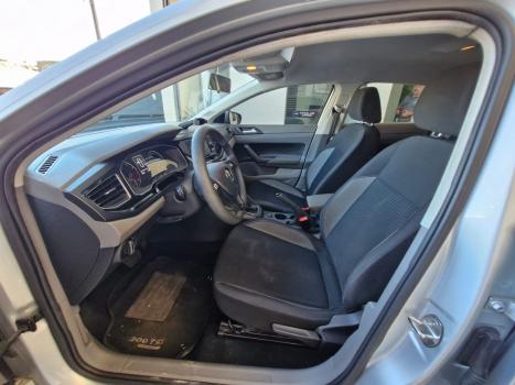 VOLKSWAGEN Polo Hatch 1.0 12V 4P 200 TSI COMFORTLINE, Foto 11