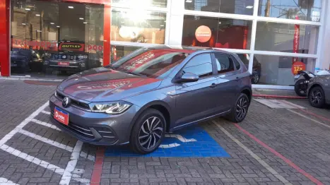 VOLKSWAGEN Polo Hatch 1.0 12V 4P 200 TSI HIGHLINE AUTOM�TICO, Foto 2