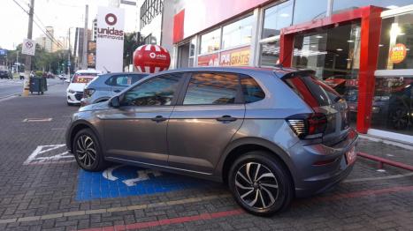 VOLKSWAGEN Polo Hatch 1.0 12V 4P 200 TSI HIGHLINE AUTOM�TICO, Foto 4