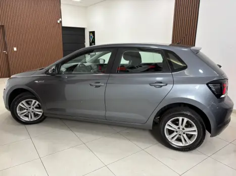 VOLKSWAGEN Polo Hatch 1.0 12V 4P 200 TSI  COMFORTLINE AUTOM�TICO, Foto 3