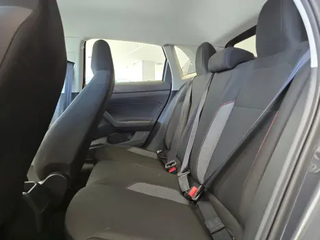 VOLKSWAGEN Polo Hatch 1.0 12V 4P MPI FLEX, Foto 19