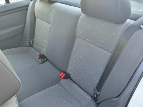 VOLKSWAGEN Polo Sedan 1.6 4P FLEX, Foto 8