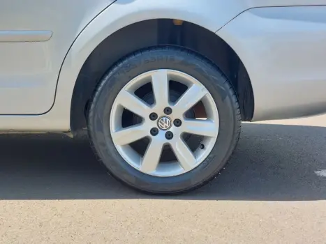 VOLKSWAGEN Polo Sedan 1.6 4P COMFORTLINE FLEX, Foto 6