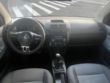 VOLKSWAGEN Polo Sedan 1.6 4P, Foto 2