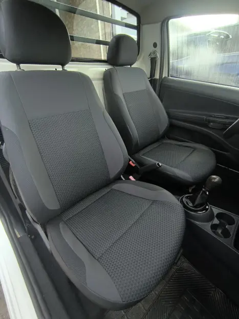 VOLKSWAGEN Saveiro 1.6 G7 CABINE SIMPLES ROBUST FLEX, Foto 9