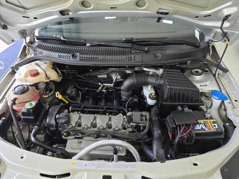 VOLKSWAGEN Saveiro 1.6 16V FLEX MSI TRENDLINE CABINE SIMPLES, Foto 19