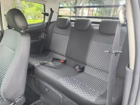 VOLKSWAGEN Saveiro 1.6 G6 TRENDLINE CABINE DUPLA FLEX, Foto 10