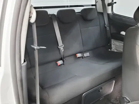 VOLKSWAGEN Saveiro 1.6 16V FLEX MSI ROBUST CABINE DUPLA, Foto 8