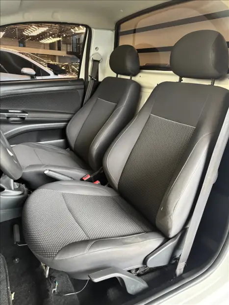 VOLKSWAGEN Saveiro 1.6 G6 TRENDLINE CABINE SIMPLES FLEX, Foto 9